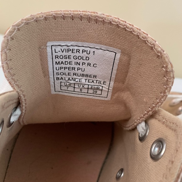 Soviet Shoes - Picture 4 of 4